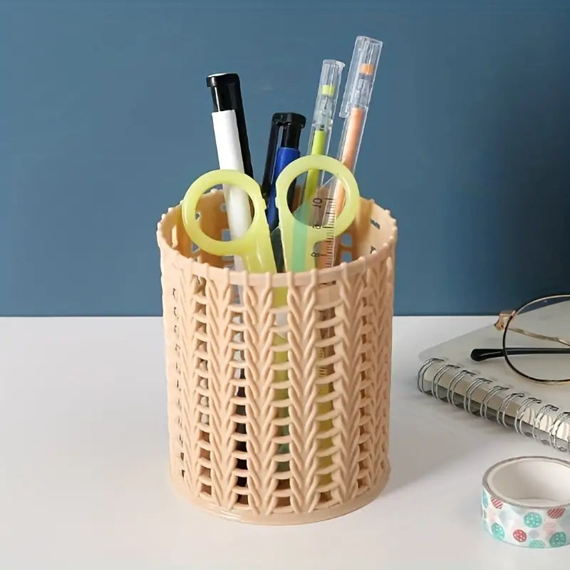 Round Hollow Imitation Rattan Pen Holder for Desk Storage