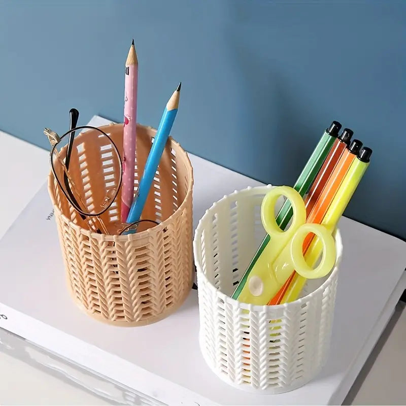 Round Hollow Imitation Rattan Pen Holder for Desk Storage